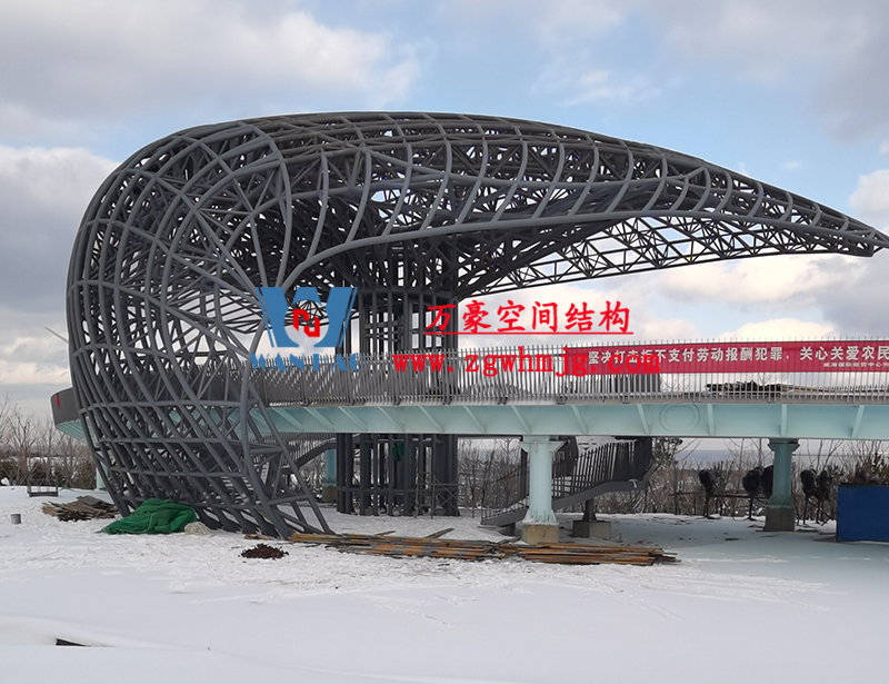 什么是異形鋼結(jié)構(gòu)？復(fù)雜空間異形鋼結(jié)構(gòu)該如何選擇廠家？