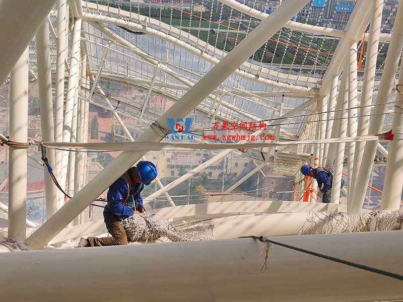 勞動最光榮，致敬一線工作者！