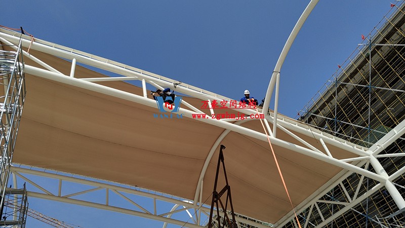 勞動最光榮，致敬一線工作者！