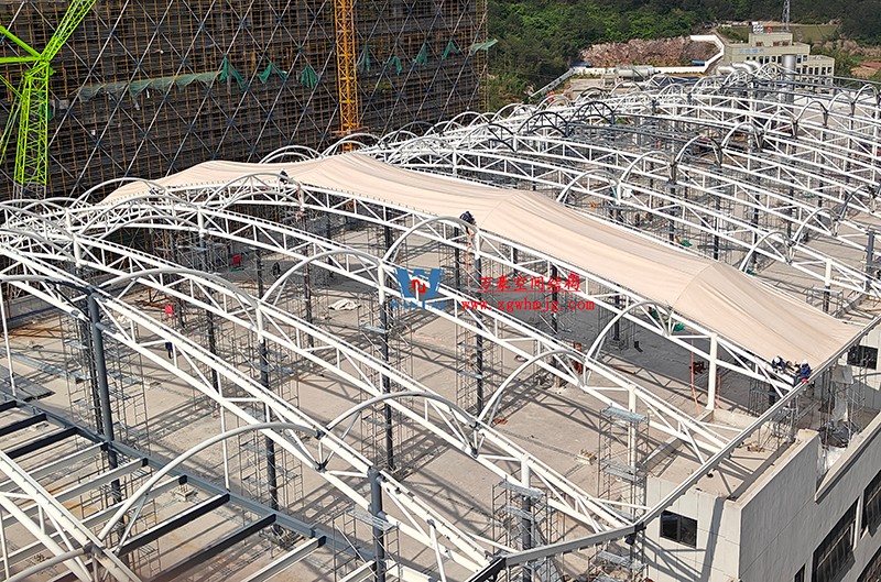 勞動最光榮，致敬一線工作者！