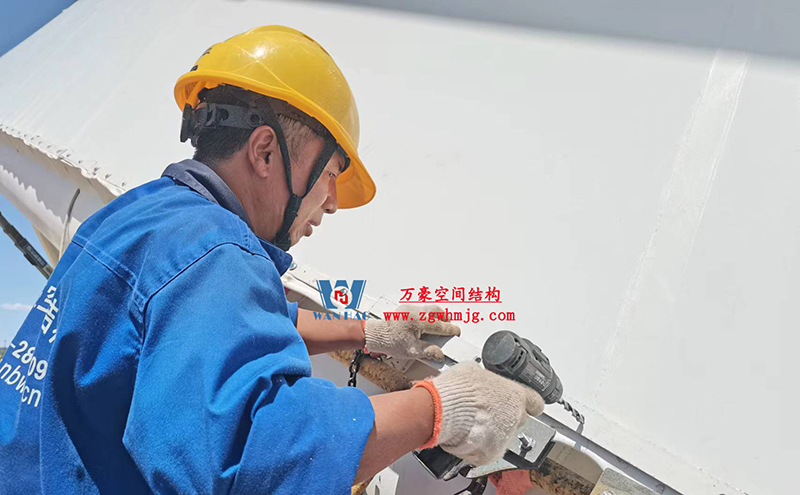 陜西定邊馬蓮灘沙漠公園鋼膜結構工程“奮力快跑”，工程“進度條”刷新了!