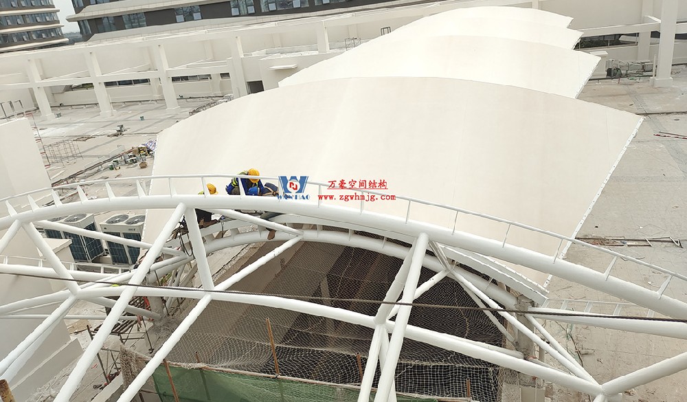 工程進度全速推進，PTFE膜材張拉在即！