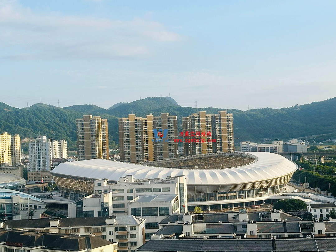 這個(gè)項(xiàng)目已完工，眾星云集，演唱會(huì)即將開(kāi)始！