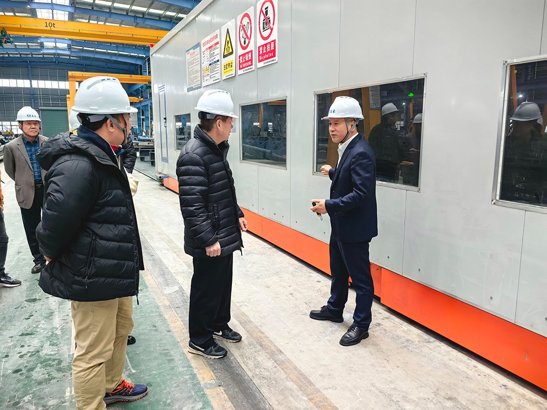 中國鋼結構協會空間結構分會領導專家一行蒞臨萬豪考察指導工作