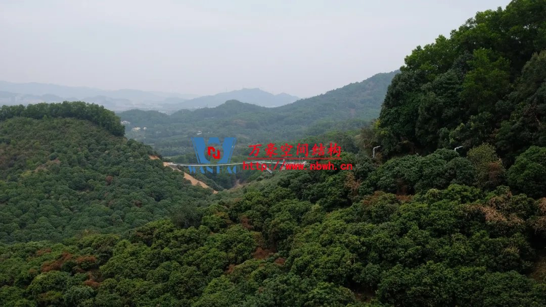 中國(guó)第一座【懸?guī)颉? >	
   <div   id=