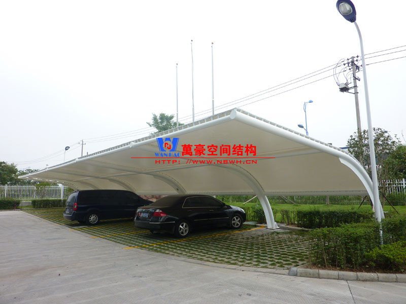 膜結構汽車車棚