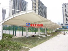 膜結(jié)構(gòu)車(chē)棚安裝時(shí)有哪些技術(shù)要求？膜結(jié)構(gòu)車(chē)棚安裝注意事項(xiàng)有哪些？
