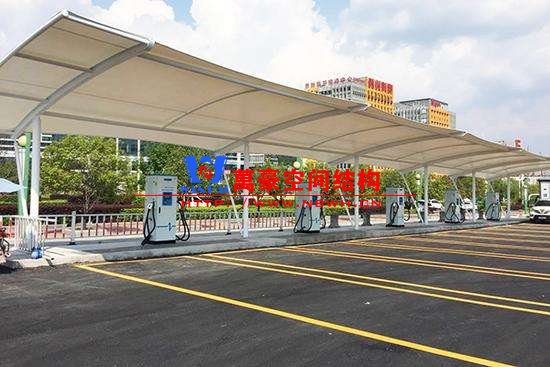 充電樁膜結構