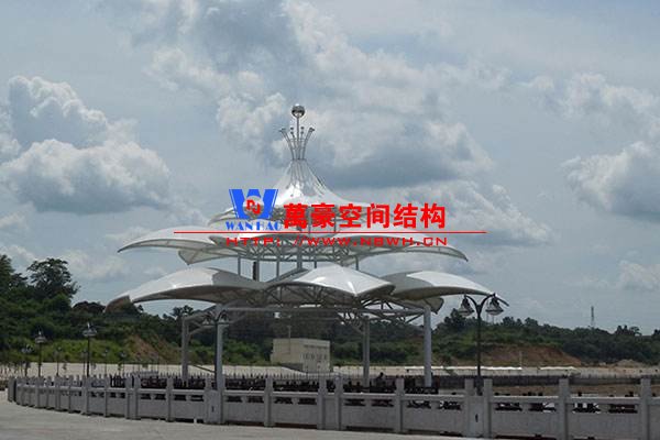 空間膜結構
